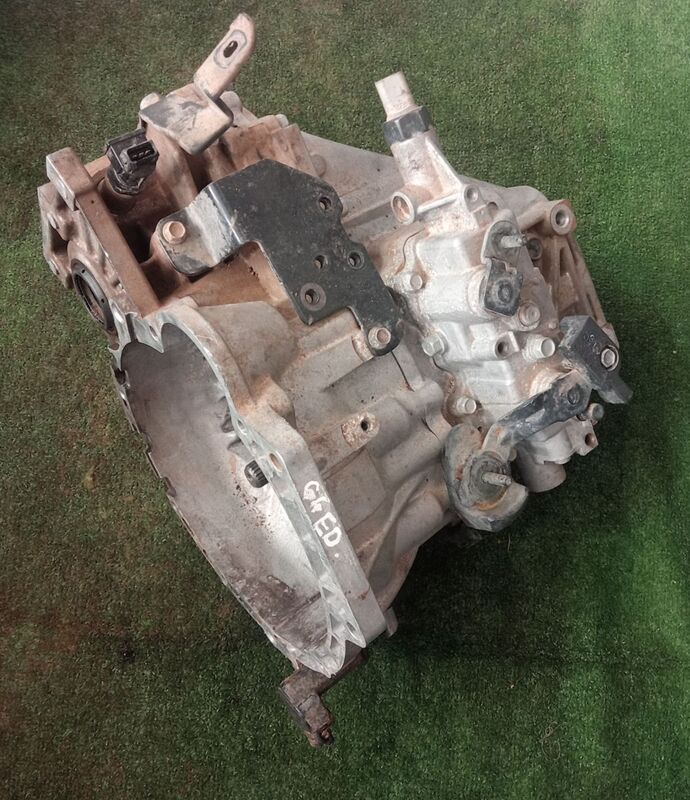 Transmission / Gearbox Hyundai Accent 1.6 CVVT 2007to2010