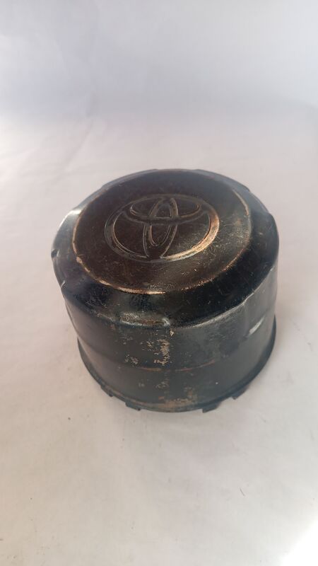 Centre Caps for Rims Toyota Land Cruiser Single Cap 1991 to 1997
