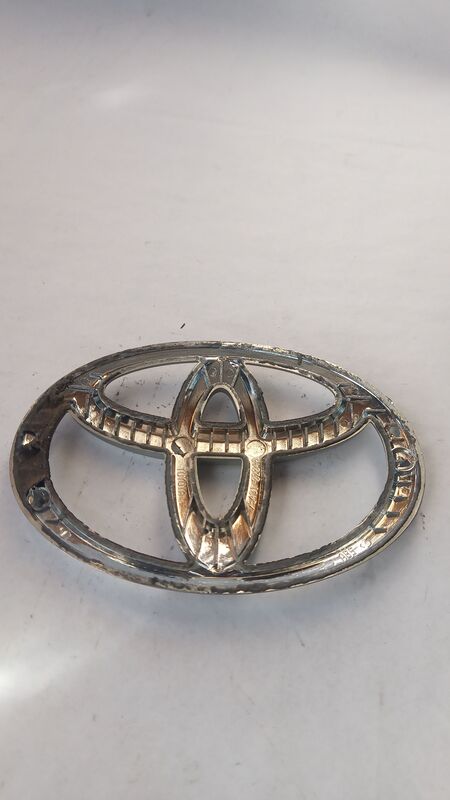 Emblems and Badges Toyota Corolla 12cm W x 8,5cm h 2016 to