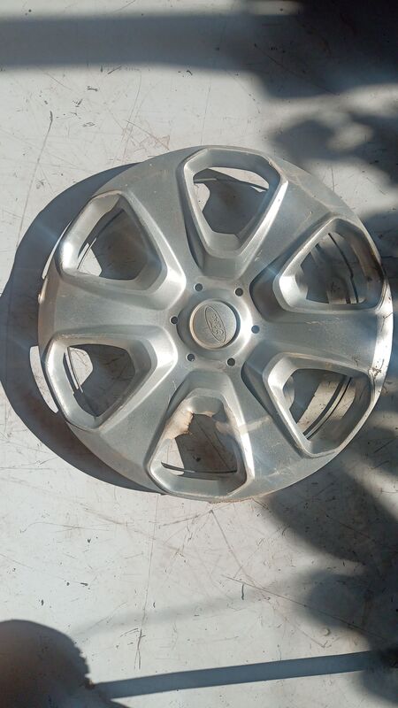 Hub Caps Ford Fiesta Mk6 15 inch 2008 to 2017