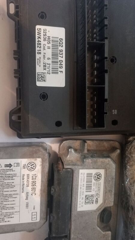 Lock Sets Volkswagen Polo Sedan Manual Cluster, ECU, BCM, Ignition, Key reader, Key and ABS module 2012 to