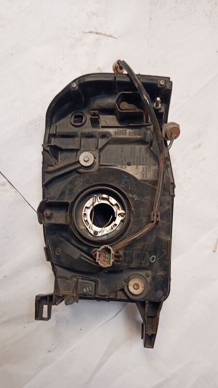 Headlights Nissan NP300 RHS 2003 to 2020