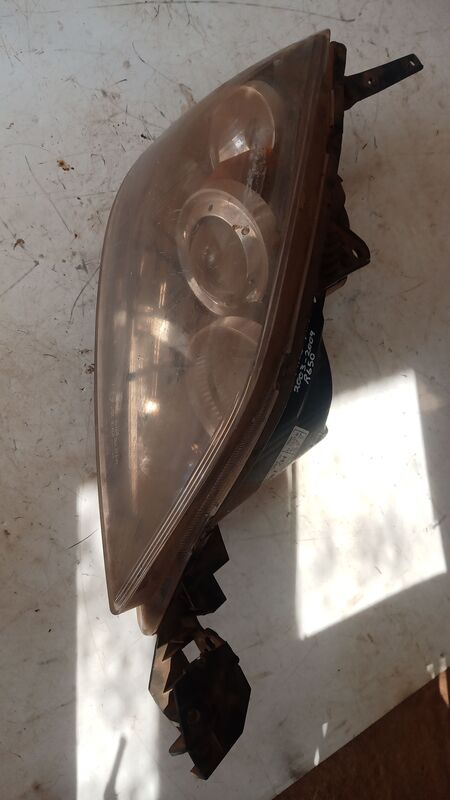 Headlights Mazda 3 Series Mk1 RHS 2003 to 2009