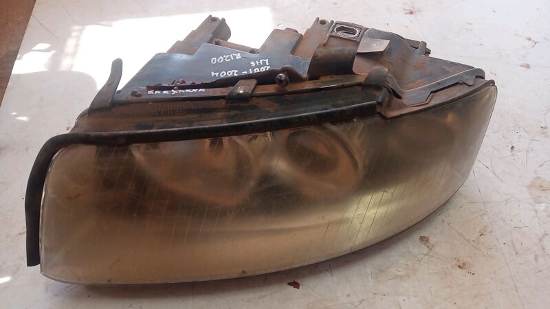 Headlights Audi A4 LHS 2001 to 2004