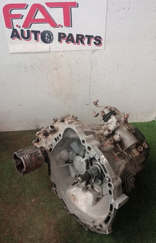 Transmission / Gearbox Toyota Tazz 1.3 4 Cylinder 2000 to 2006
