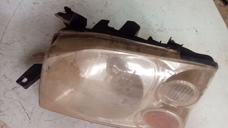 Headlights Nissan NP300 LHS 2003 to 2020