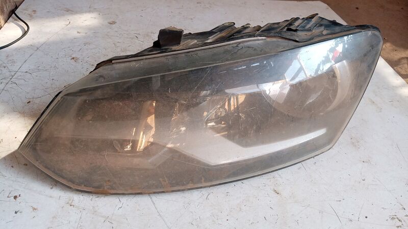 Headlights Volkswagen Polo 6 LHS 2010 to 2020
