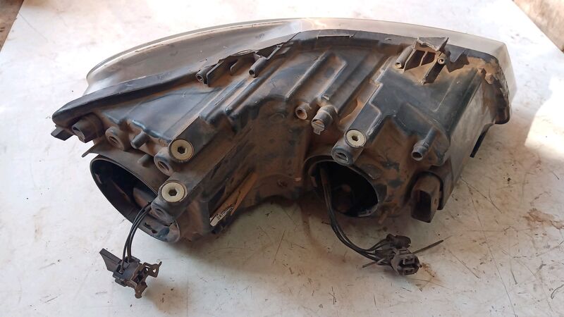 Headlights Volkswagen Polo 6 LHS 2010 to 2020