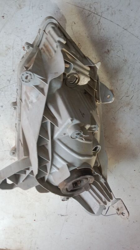 Headlights Isuzu D-Max RHS 2013 to 2022