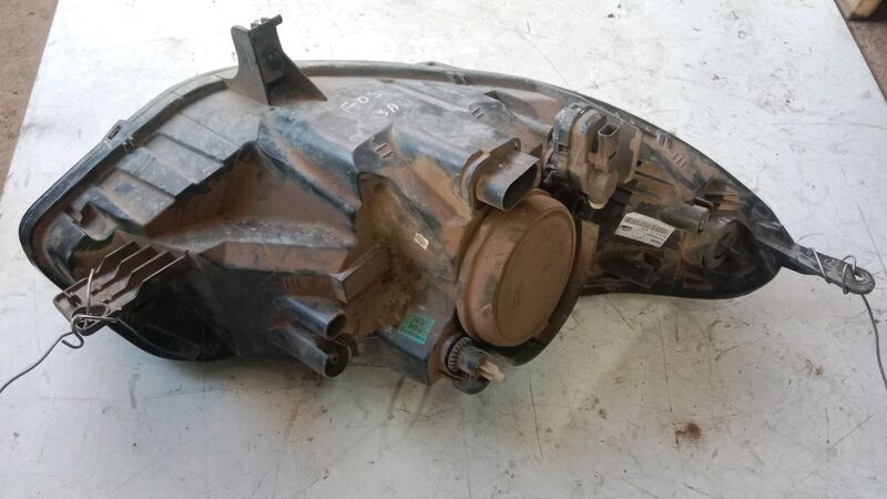 Headlights Ford EcoSport LHS 2012 to 2017