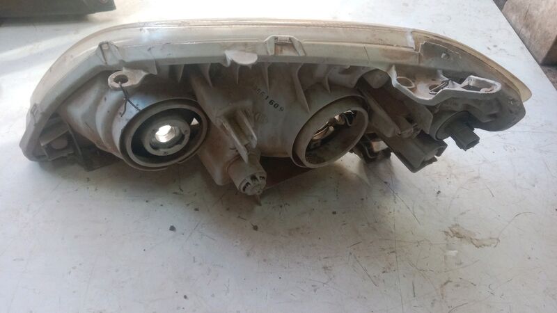 Headlights Toyota Corolla LHS 2003 to 2010