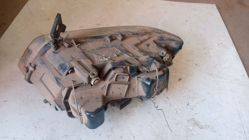 Headlights Audi A4 RHS 1999 to 2007