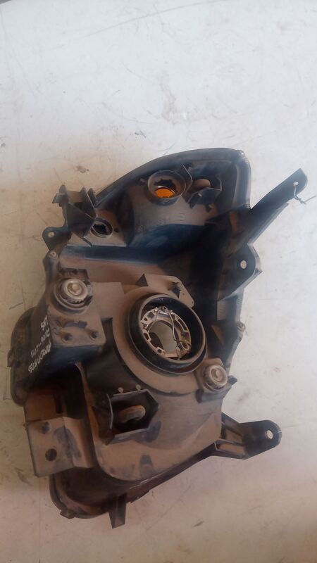 Headlights Mazda BT-50 LHS 2006 to 2013