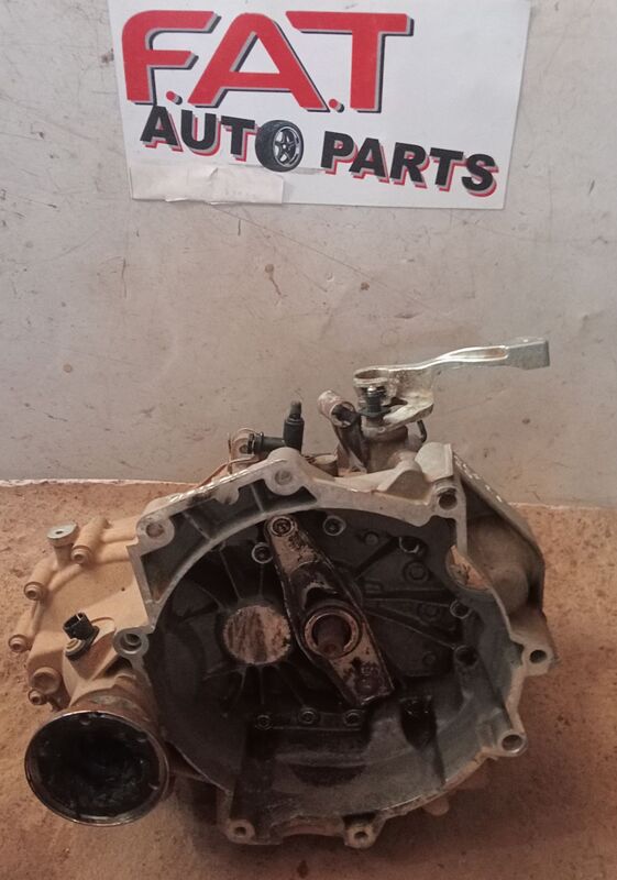 Transmission / Gearbox Volkswagen Polo 1.6 4 Cylinder 2010 to 2020