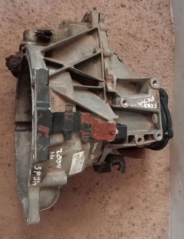 Transmission / Gearbox Ford Fiesta 1.4 Non-VVTi 2009 to 2012