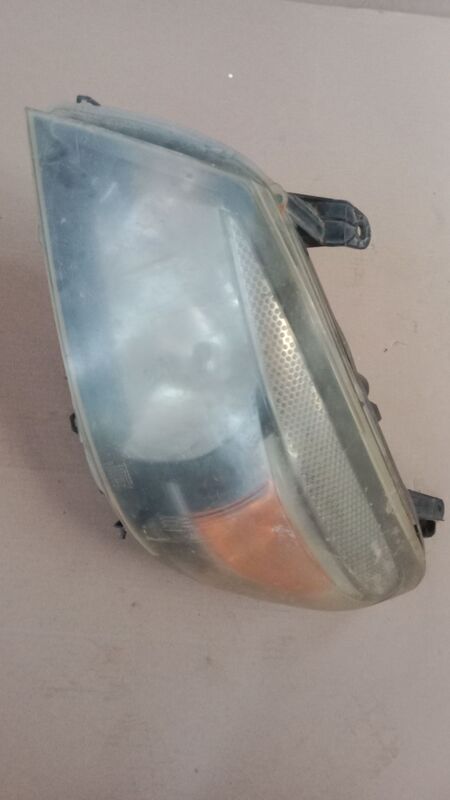 Headlights Ford Ranger T6 RHS 2005 to 2011