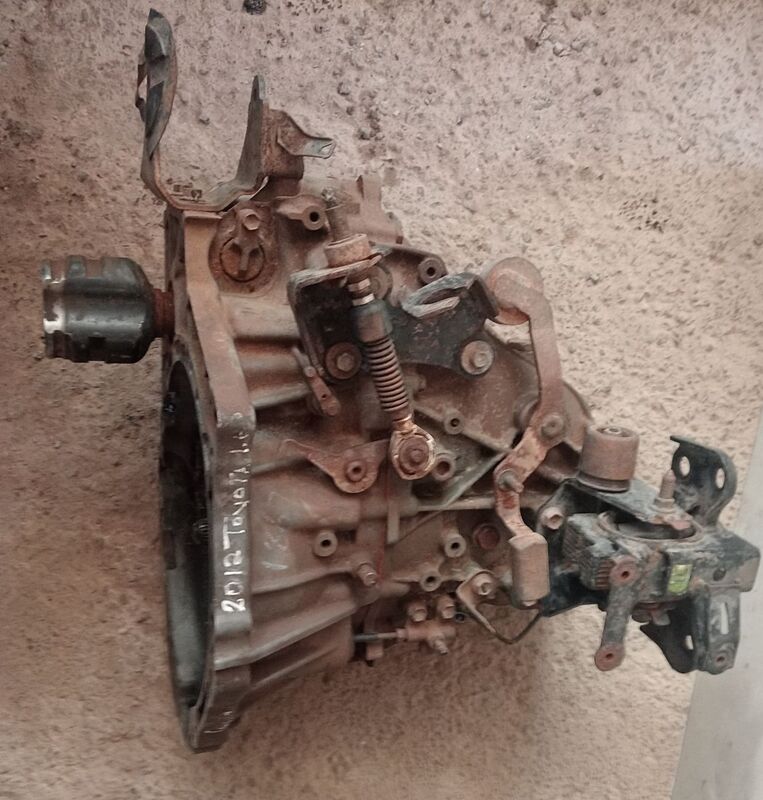 Transmission / Gearbox Toyota Corolla Professional 1.6 2009 to 2018
