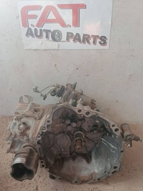 Transmission / Gearbox Toyota Corolla 1.3 4 Cylinder 1998 to 2002