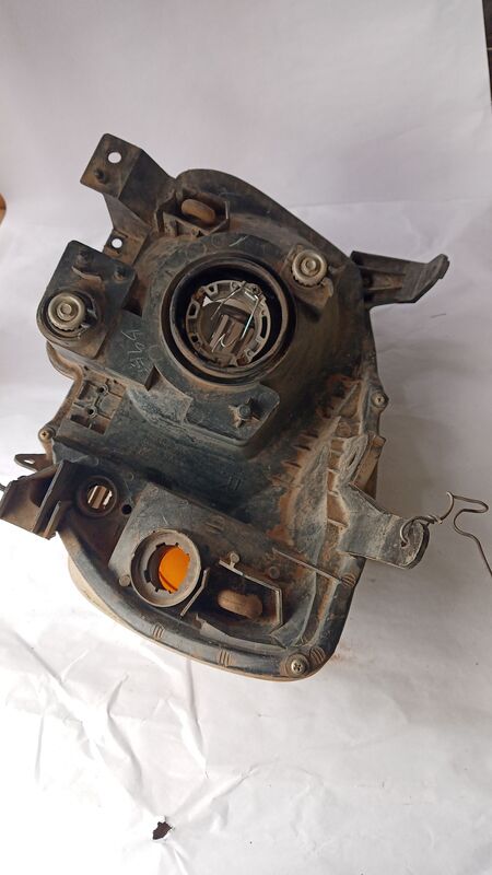 Headlights Mazda BT-50 RHS 2006 to 2013