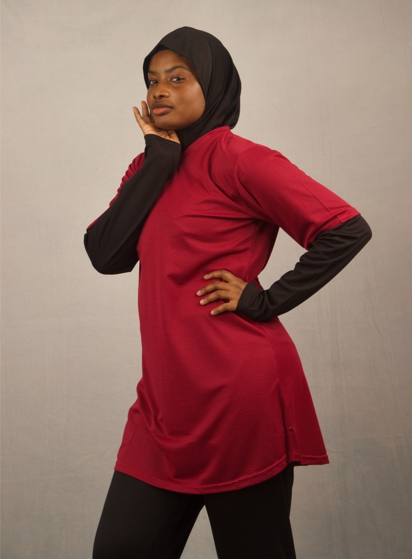 MAROON UNDER AMOUR