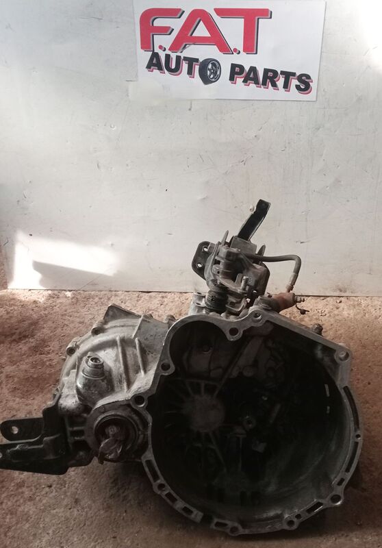 Transmission / Gearbox Hyundai Elantra 1.6 2007to2011
