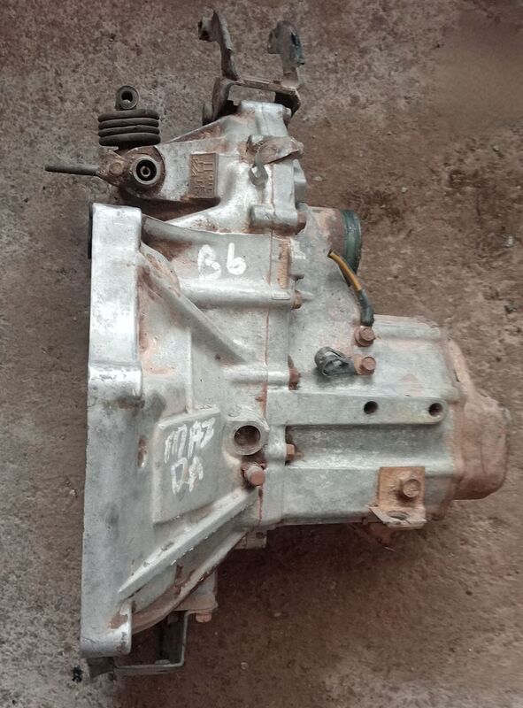 Transmission / Gearbox Mazda 323 1.6 1992to1997