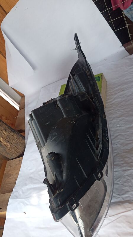 Headlights Hyundai i20 RHS 2009to2015