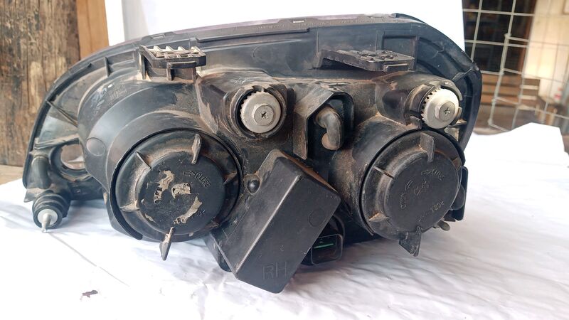 Headlights Chevrolet Optra RHS 2004 to 2015