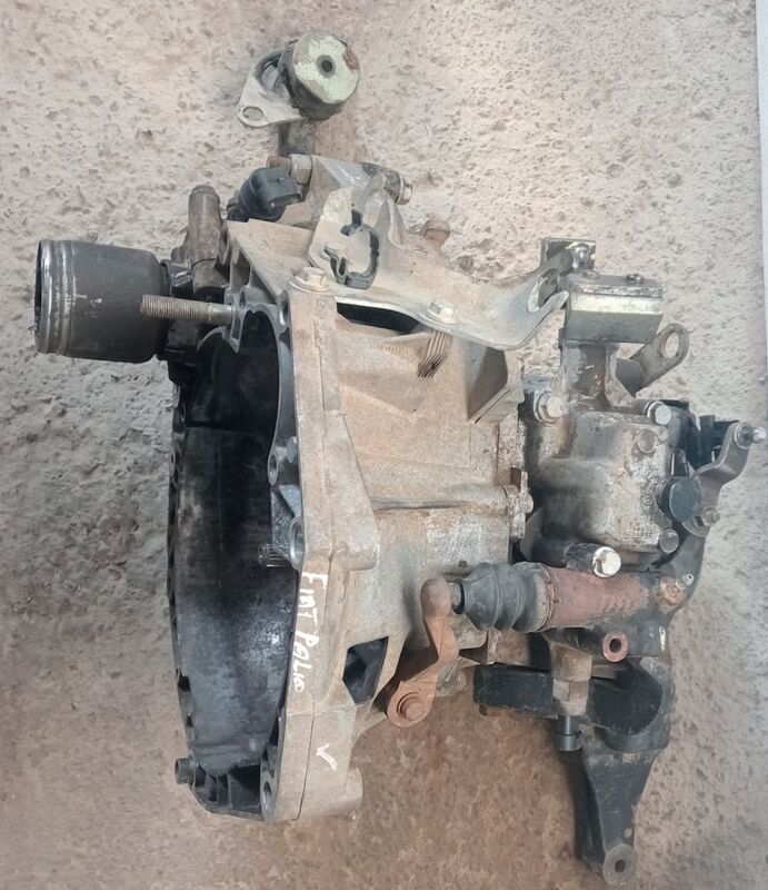 Transmission / Gearbox Fiat Palio 1.2 4 Cylinder 2005 to 2009