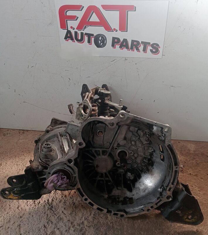 Transmission / Gearbox Hyundai Elantra 1.6 4 Cylinder 2007 to 2011