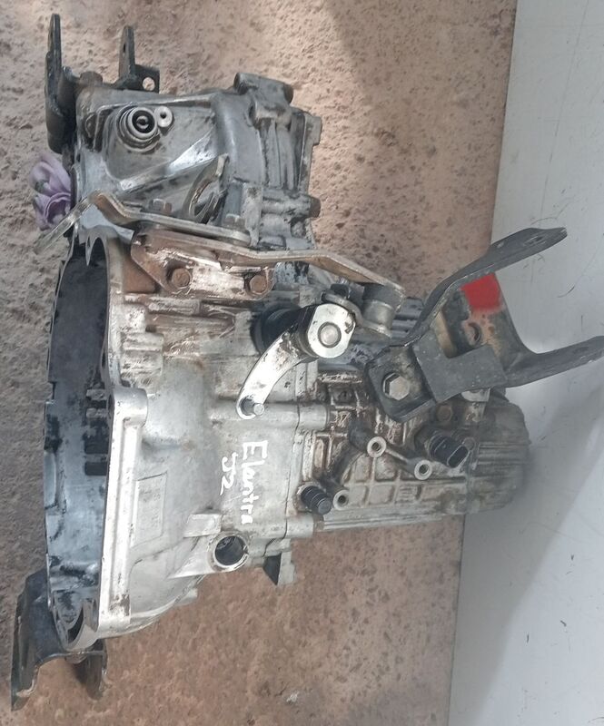 Transmission / Gearbox Hyundai Elantra 1.6 4 Cylinder 2007 to 2011