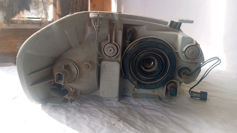 Headlights Chevrolet Aveo Mk2 LHS 2006 to 2011