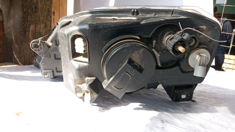 Headlights Nissan NP200 RHS 2011 to 2020