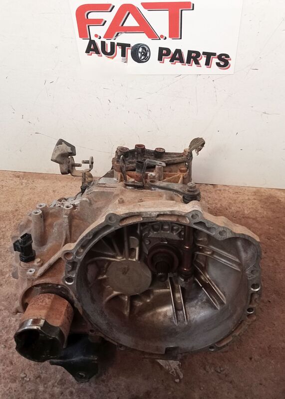 Transmission / Gearbox Hyundai ix35 2.0 16 Valve 2010 to 2014