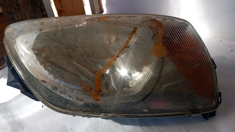 Headlights Ford Bantam RHS 2003 to 2005