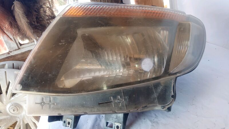Headlights Ford Ranger T6 LHS 2011 to 2016