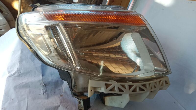 Headlights Ford Ranger T6 RHS 2011 to 2016