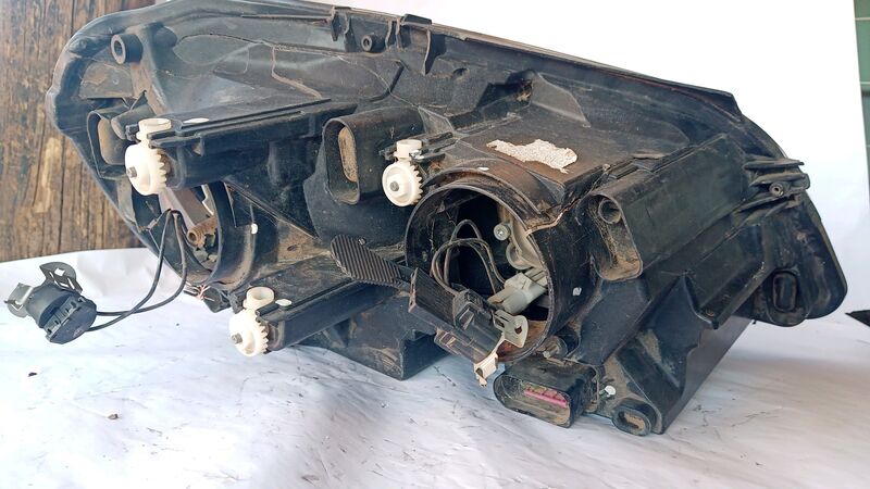 Headlights Volkswagen Polo Aftermarket,Bujwa LHS 2014 to 2018