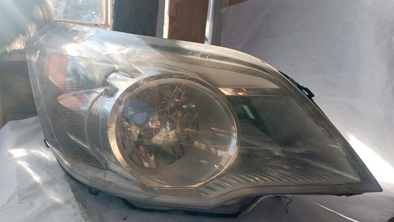 Headlights Chevrolet Utility RHS 2011 to 2017