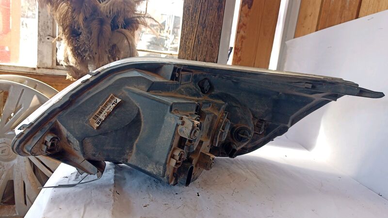 Headlights Chevrolet Utility LHS 2011 to 2017