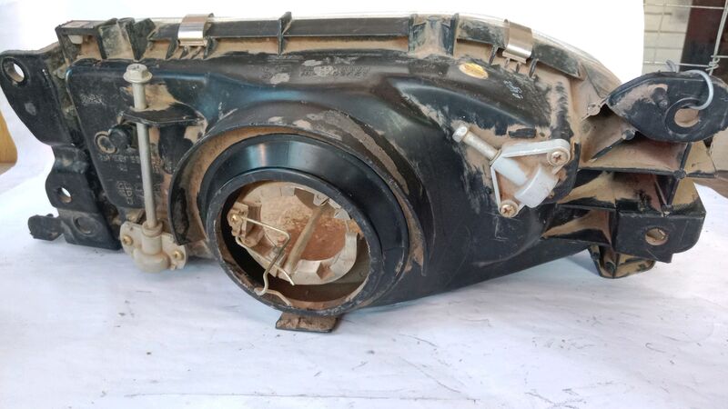 Headlights Toyota Corolla Tazz LHS 1996 to 2005