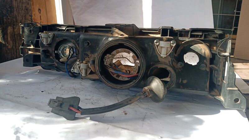 Headlights Mazda 626 RHS 1988 to 1994