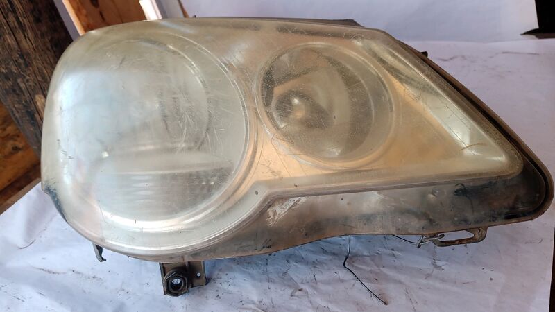 Headlights Volkswagen Polo Bujwa RHS ,Preface,black inside 2010 to 2018