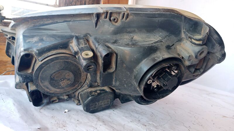 Headlights Volkswagen Polo Bujwa RHS ,Preface,black inside 2010 to 2018