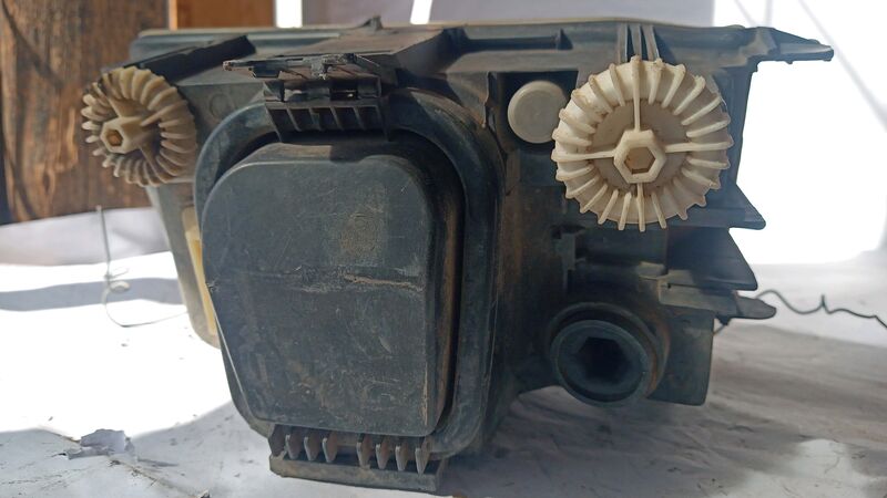 Headlights Opel Astra F Mk2 RHS 1996 to 1998