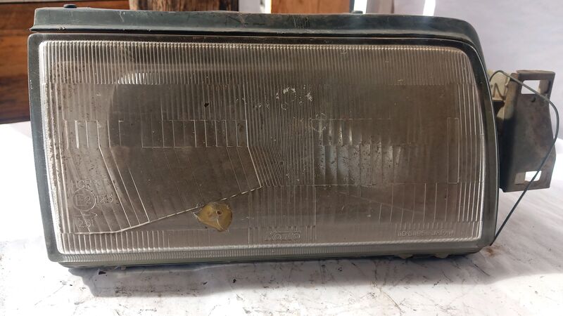 Headlights Toyota Corolla Tazz RHS 1999 to 2005