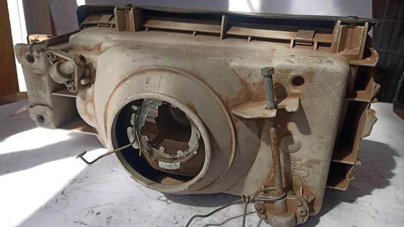 Headlights Toyota Corolla Tazz RHS 1999 to 2005