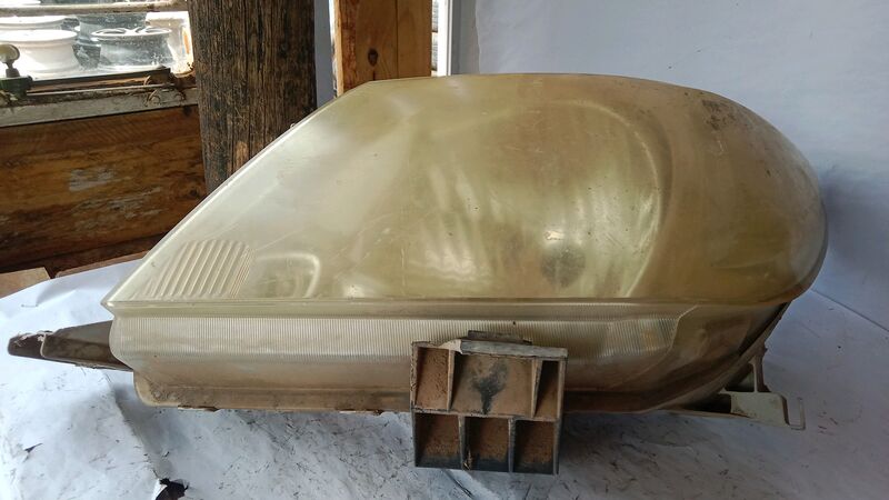 Headlights Toyota Hilux D4D/VVTI LHS 2007 to 2017