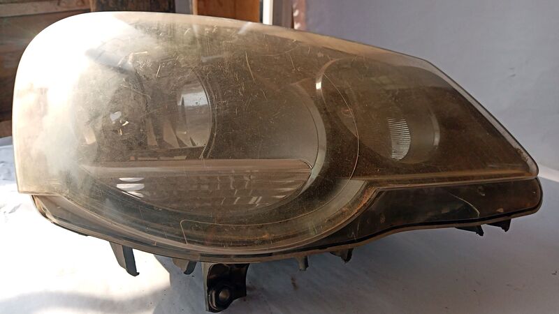 Headlights Volkswagen Polo Preface RHS 2014 to 2018