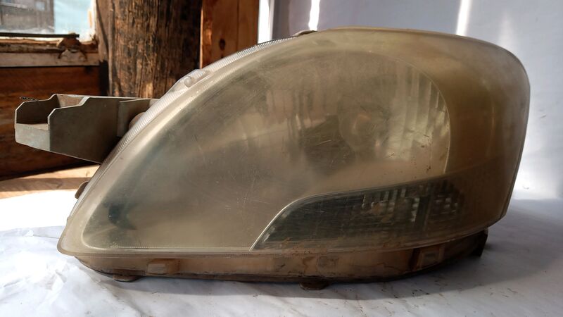Headlights Toyota Yaris Mk1 Sedan LHS 2005 to 2011